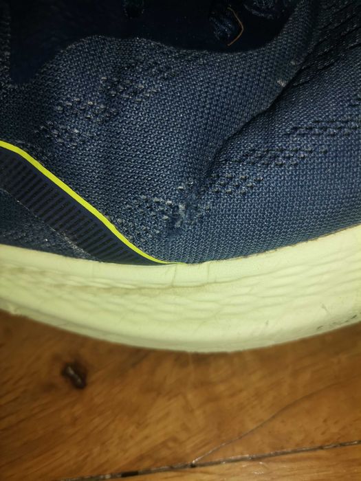 маратонки asics gore-tex