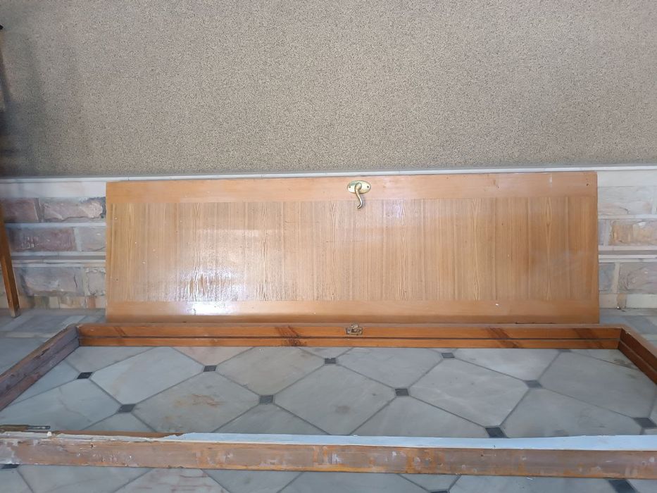 Российский квартира тахта эшик