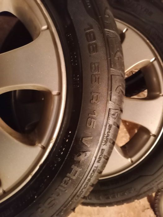 Оригинални джанти с летни гуми Paegot