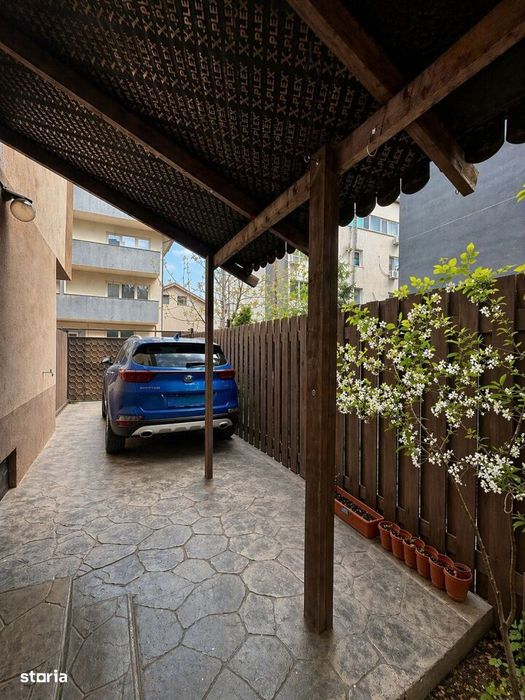 2 Camere 136 mp Mobilat Utilat Curte Loc Parcare