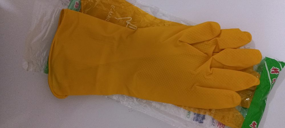 Латексные перчатки для уборки
