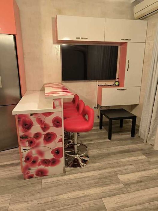 Дава се под наем Двустаен апартамент в София, Драгалевци - 77 кв.м за 663 € - Снимка #1