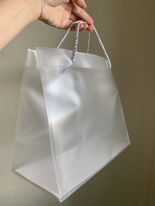 Подарочные пакеты / прозрачные