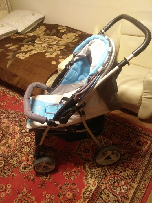 Коляска состояние нового