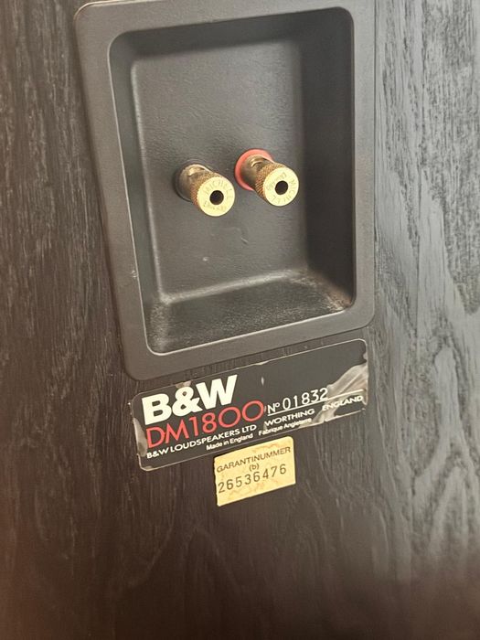 Boxe B&W DM 1800