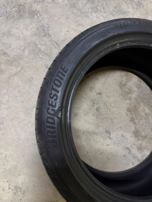 Продам б/у шины Bridgestone Turanza T005.