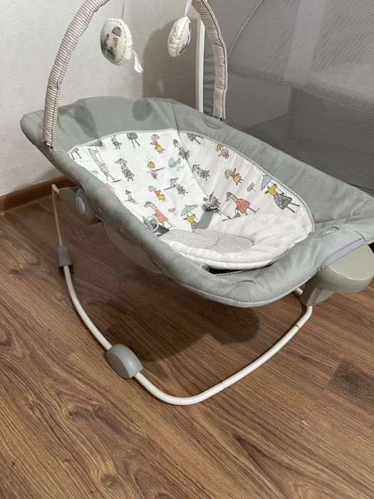 Срочно продам детскую кроватку