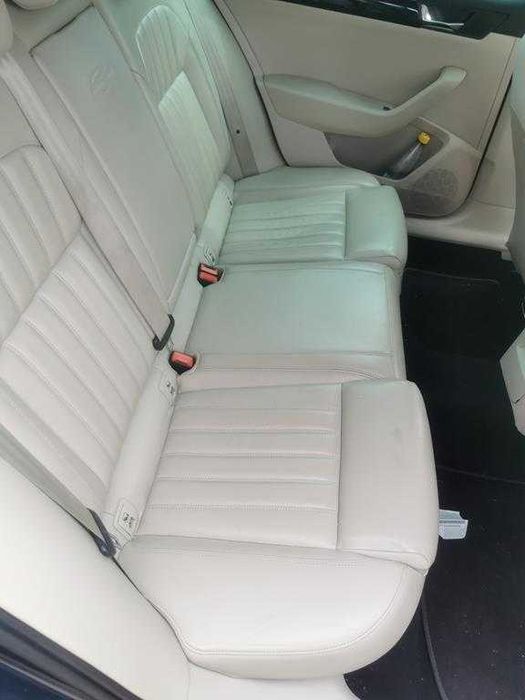 centuri fata spate skoda superb 3 crem cenruei crem skoda superb 3 2017