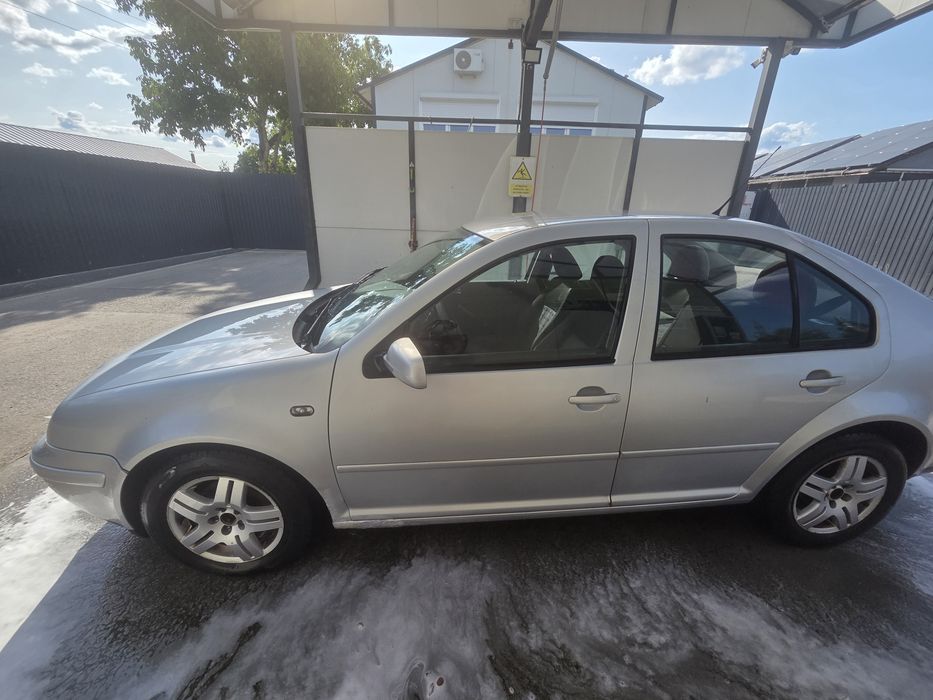 VOLKSWAGEN Bora 2001 — imagine 3
