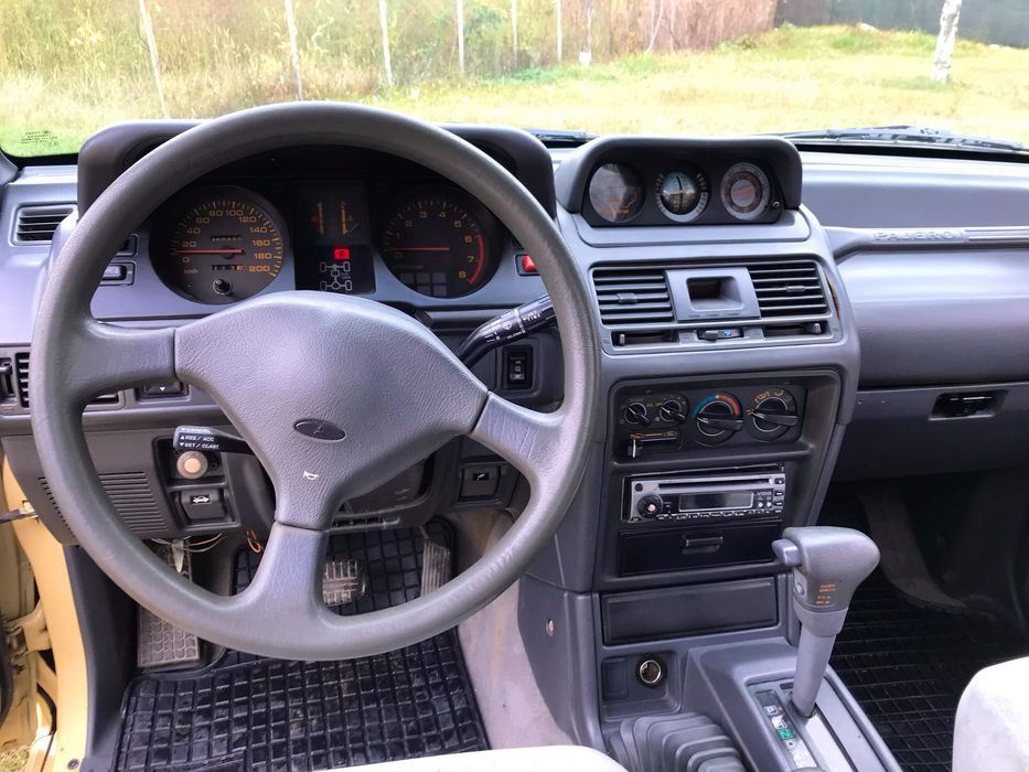 Mitsubishi Pajero Autoutilitara
