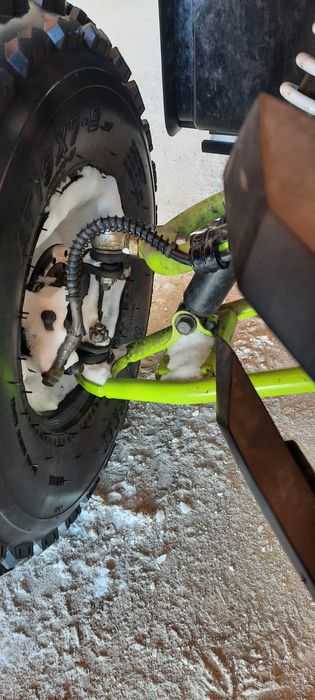 Квадроцикл 127 кубиков