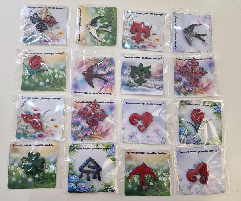 Продаются этно броши