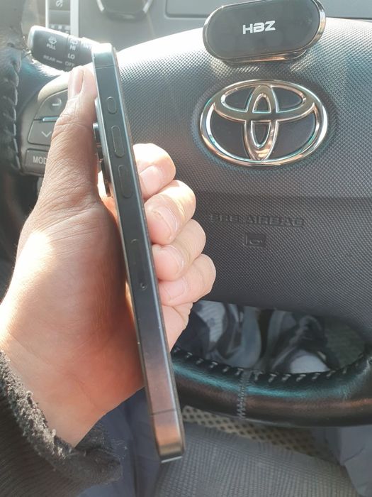 iphone 15pro 85% баратрей