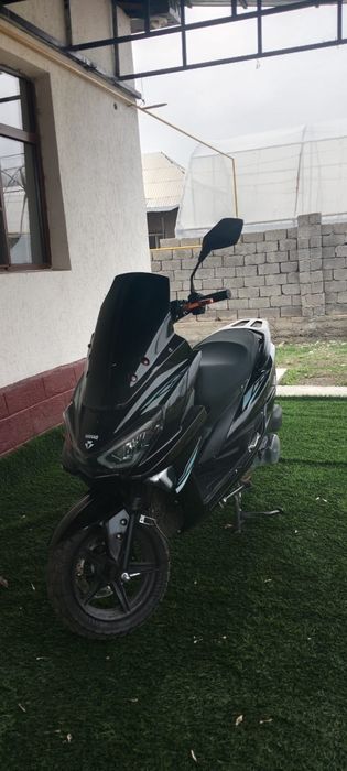 Скутер макси 175 куб