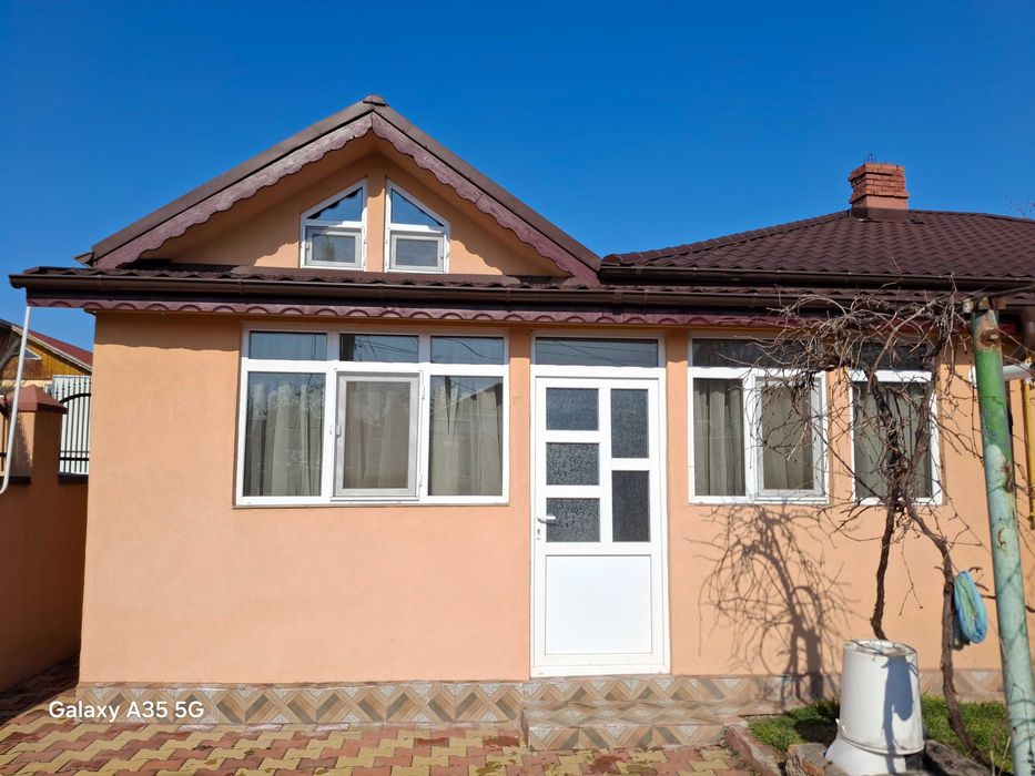 Se inchiriază casă