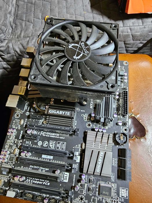Kit AMD FX 8350X, placa de baza , cooler si shield , defect !