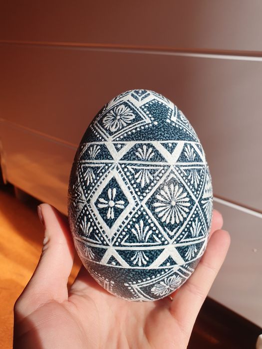 Oua incondeiate  pentru decor