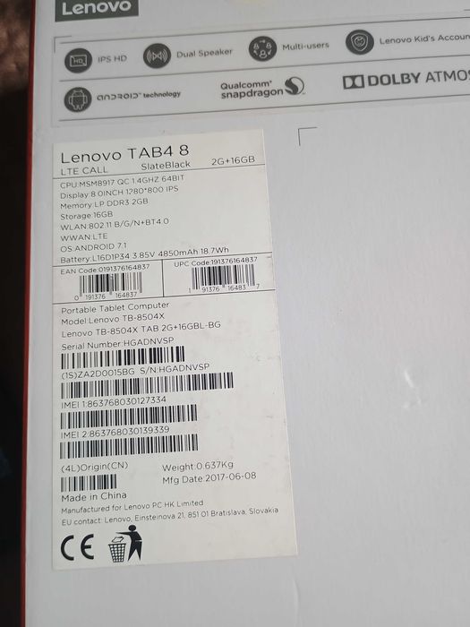 продавам таблет леново