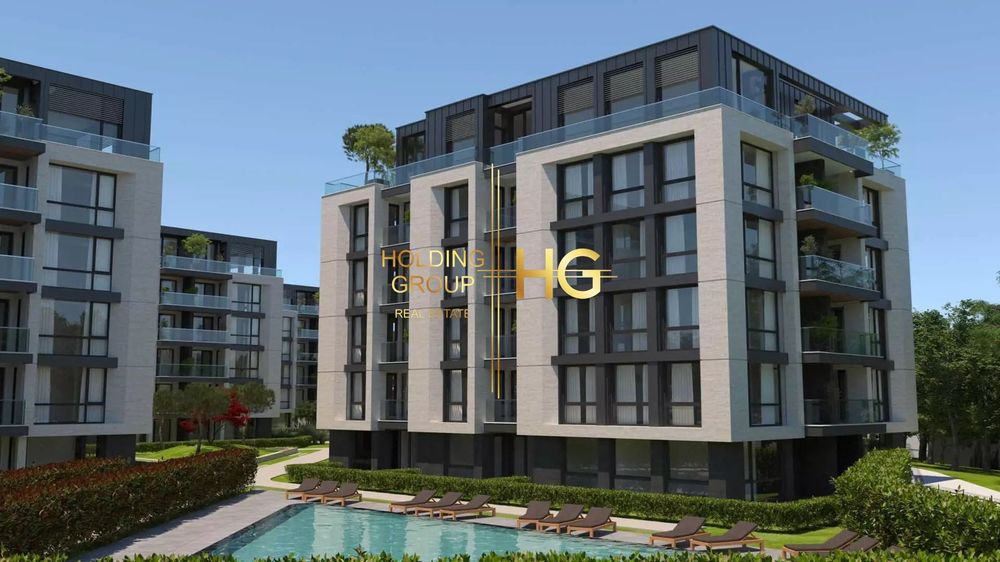 Продава се Тристаен апартамент в к.к. Св.Св. Константин и Елена - 76 кв.м за 4604 €/кв.м - Снимка #1