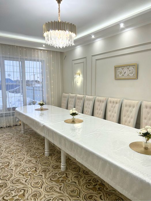 Продам Большой стол 5 метров