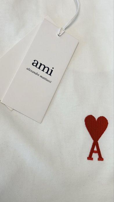 Ami Paris мъжки къси панталони- S;M