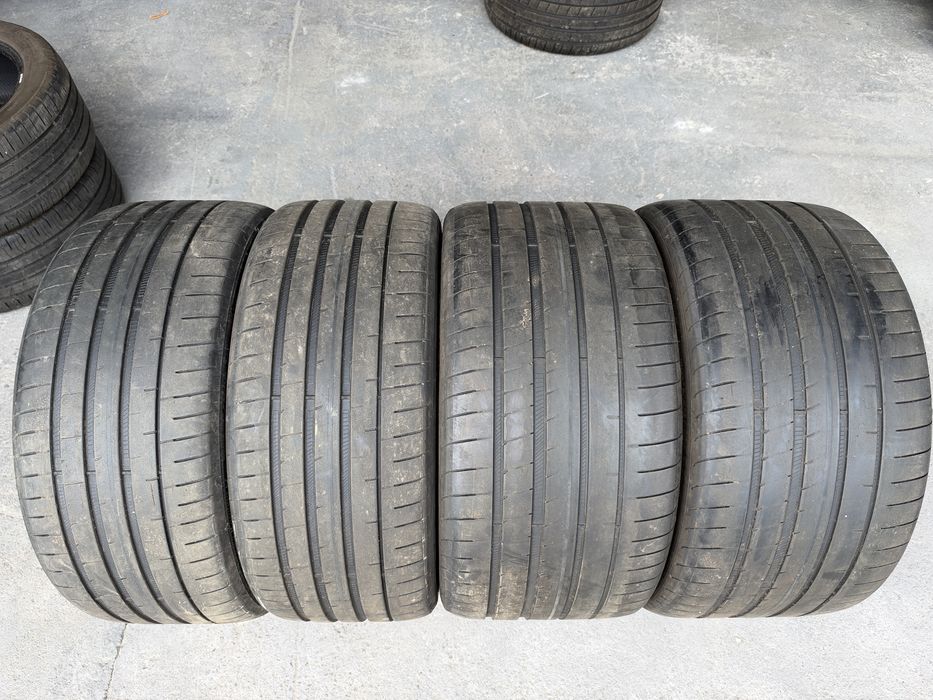 4бр. Летни Спорт-Пакет Гуми С Борд *ELECTRIC DRIVE* 265/35R/21 и 305/30R/21 -GOODYEAR- DOT:4323+2223- 5.9мм+4.4мм.