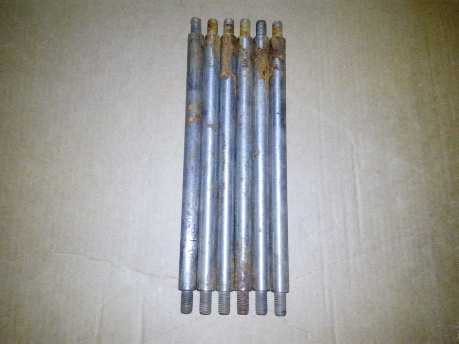 шпильки 6 штук,заводские СССР.