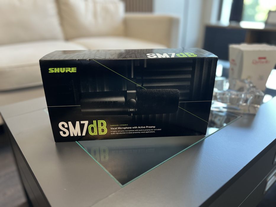 Микрофон Shure SM7DB Vocal Microphone