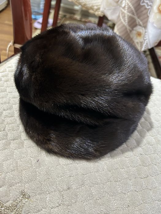 Продам норковую шапку за 10000тг