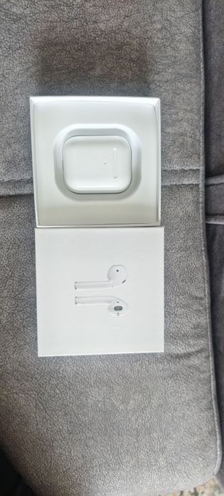 Airpods 1 поколение