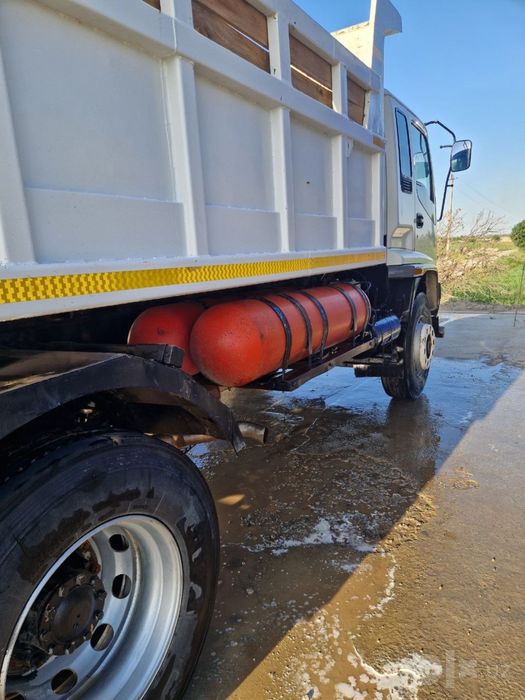 Isuzu 2015 Radnoy
