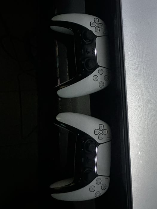 продам PlayStation 5