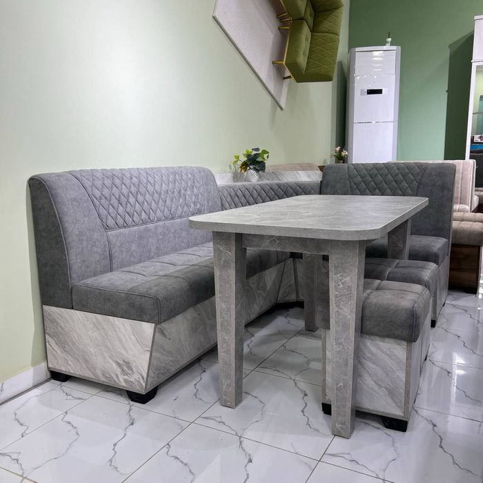 Кухонный уголок комплект.