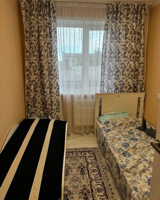 Трешка  в центре Достык мол 17.5