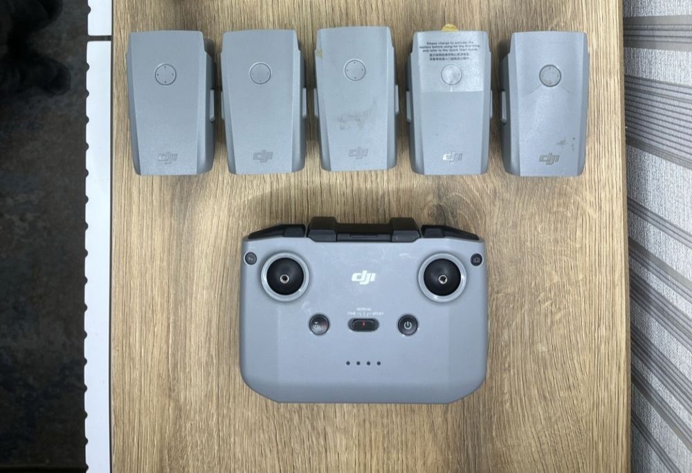 Дрон DJI Air 2S.