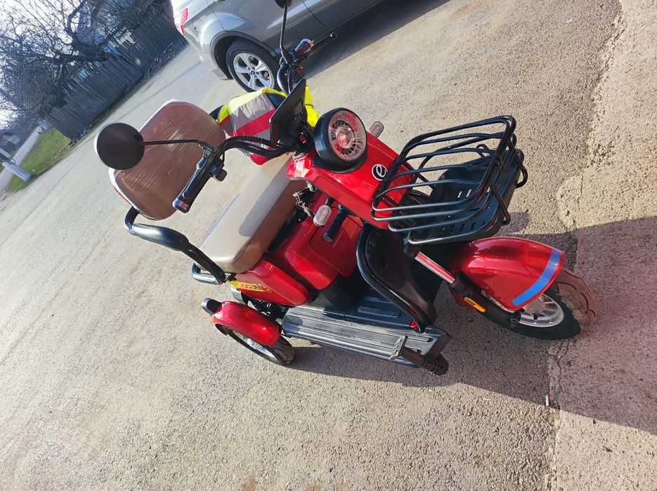 Електрическа триколка