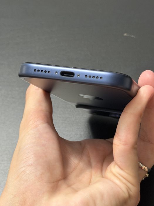 Iphone 17 Pro,Deep Blue 256GB Baterie:100%