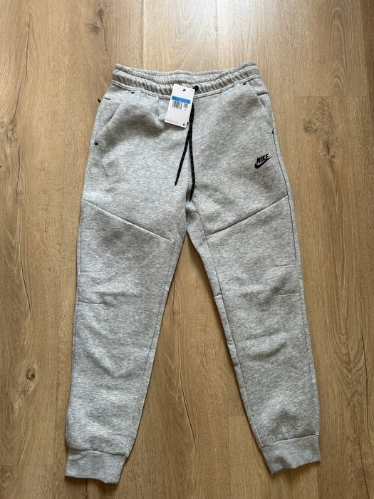 Nike tech fleece екип