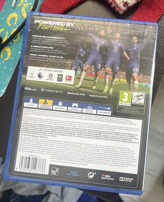 Продавам fifa 22