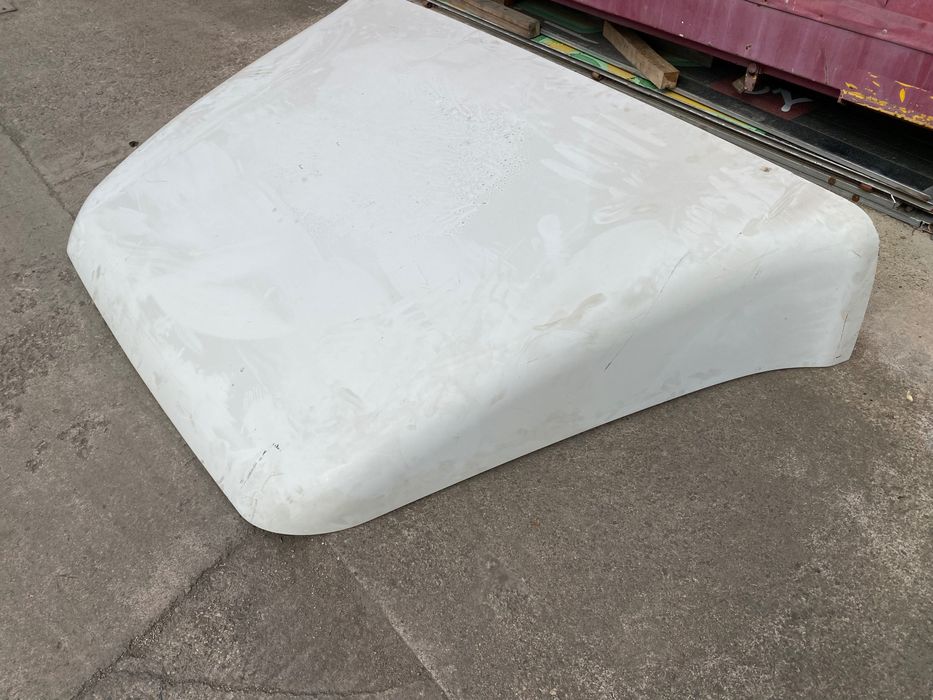 Спойлер от кабина на Волво Globetrotter