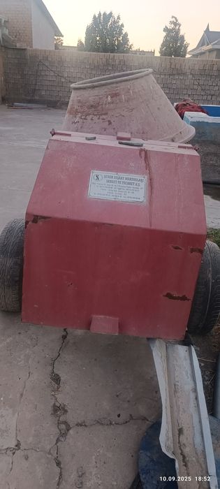 Мешалка сотилади срочна.