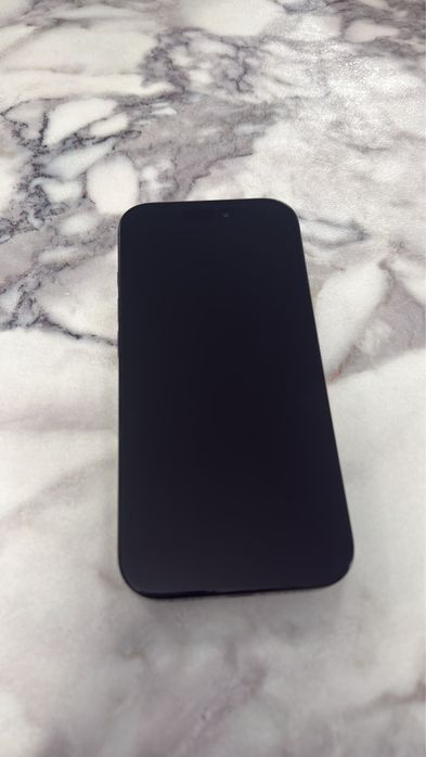 Iphone 16 pro , 256 gb stare foarte buna, schimb cu 2 iphone 15