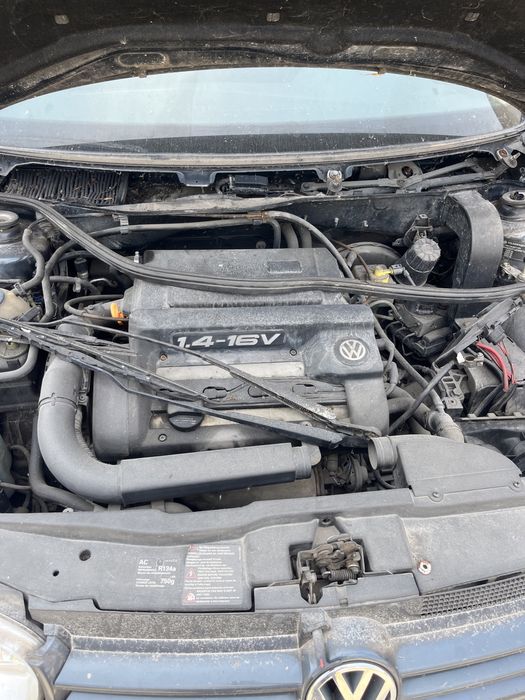 На части VW Голф 4 -1’4 16 V бензин Golf 4