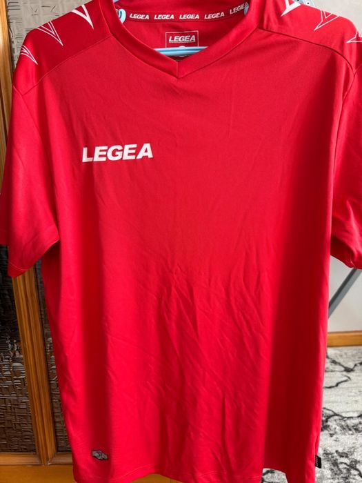 Продам подростковые вещи на мальчика