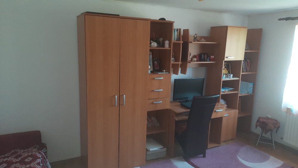 Casă 2 camere de închiriat