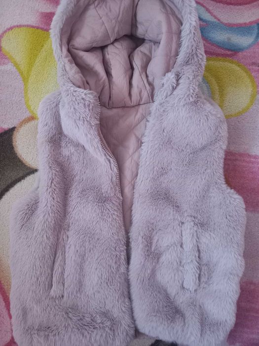 Елек зара с две лица