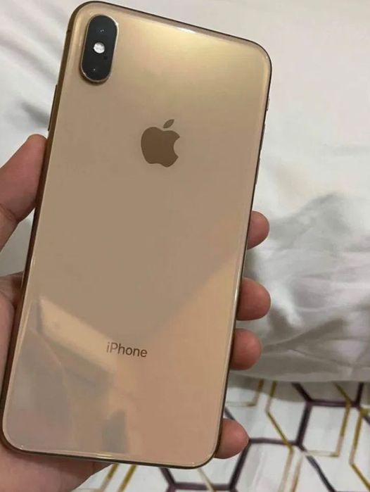 iPhone XS Goold 64 tali
