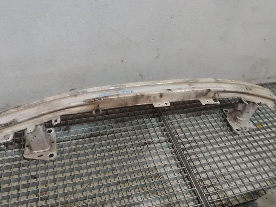 intaritura armatura bara fata  renault megane 3 752100008r