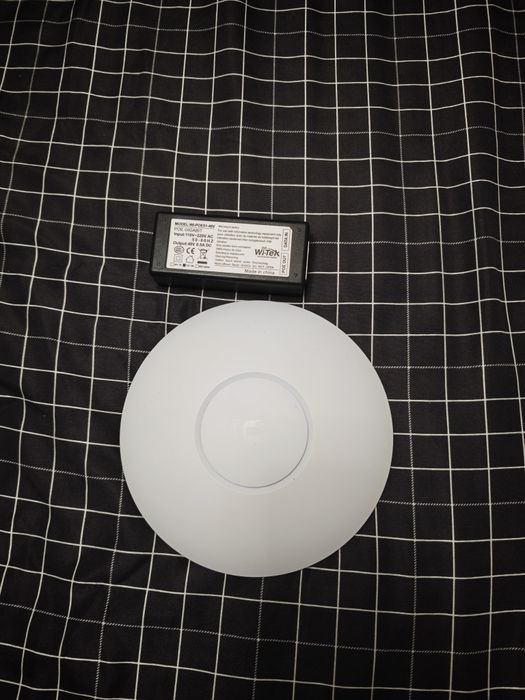 UNI-FI  U6 Pro точка за достъп