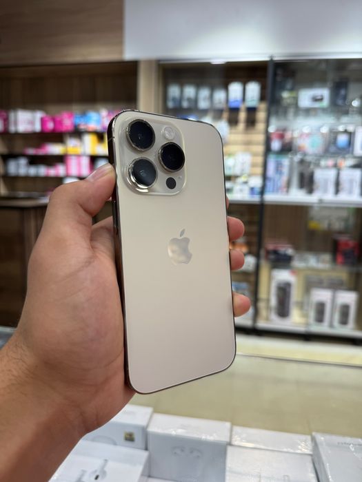 Iphone 14 PRO GOLD